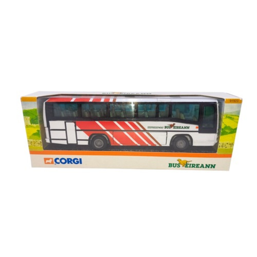 1995 Corgi Bus Eireann Plaxton Paramount Coach 1:64 Scale